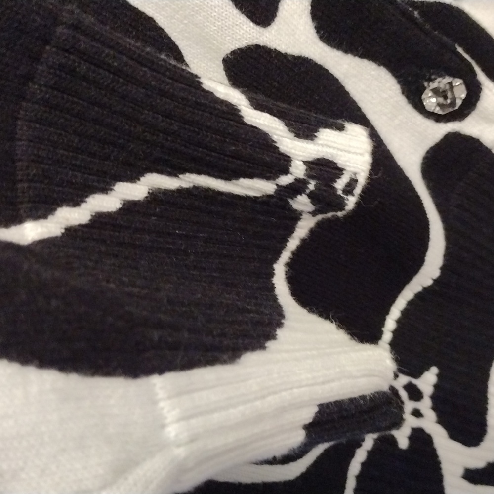 Relativity sweater. - Picture 6 of 13